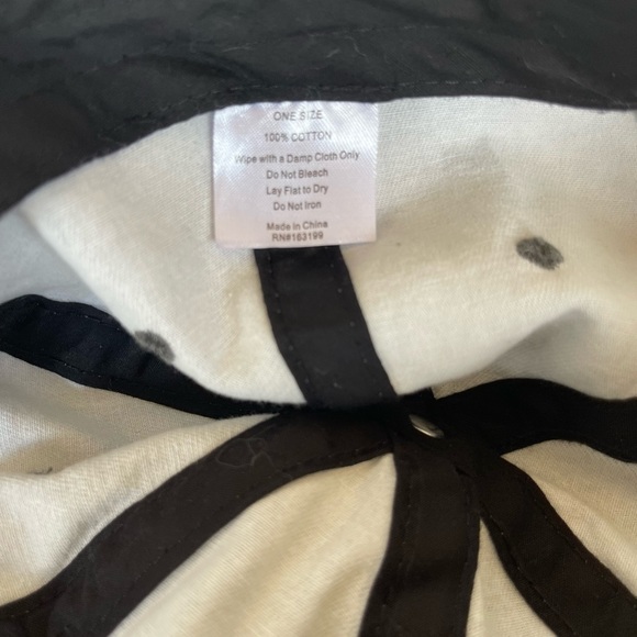 Mushroom Embroidery Gray Baseball Cap - Unisex. Streetwear. Adjustable. - Picture 6 of 8